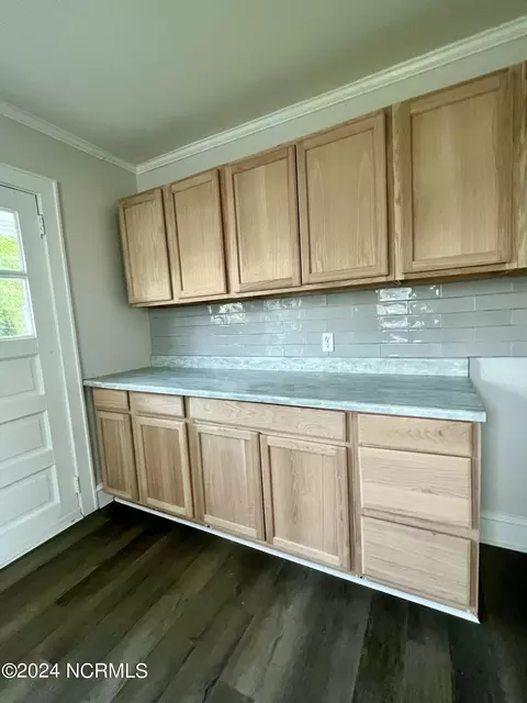 909 Cabarrus St, Edenton, NC 27932 photo 6