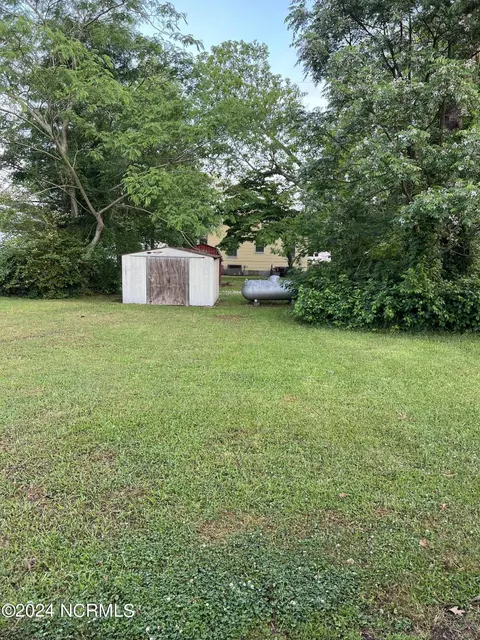 909 Cabarrus St, Edenton, NC 27932 photo 14