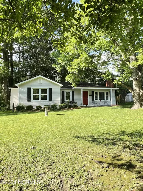114 Frink St, Whiteville, NC 28472