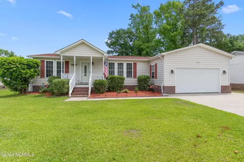 1076 Captains Ct, Calabash, NC 28467