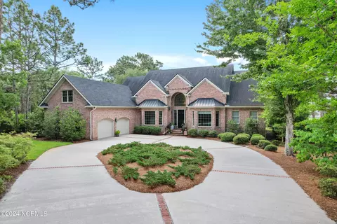 3547 St James Dr SE, Southport, NC 28461