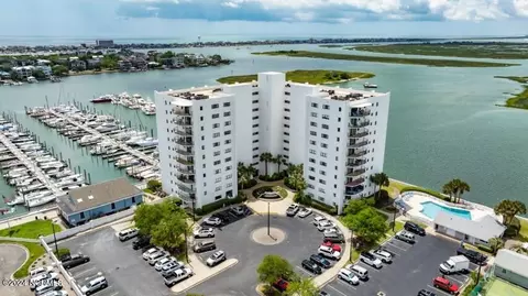 322 Causeway Dr #507, Wrightsville Beach, NC 28480