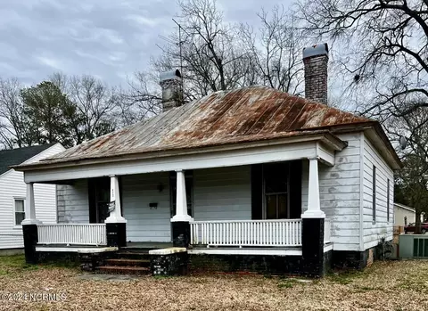 413 W Walnut St, Tarboro, NC 27886