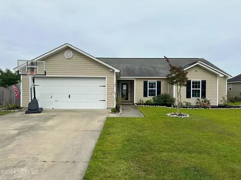 104 Winson Green Ln, Jacksonville, NC 28546