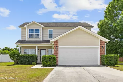 118 Hardin Dr, Maysville, NC 28555