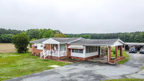 Exterior - 320 White Oak Rd, Eure, NC 27935 photo 2 of 7