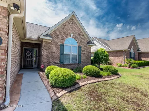 360 Highlands Dr, Hampstead, NC 28443 photo 9