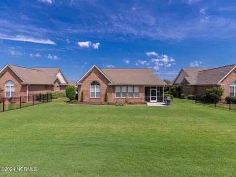 360 Highlands Dr, Hampstead, NC 28443 photo 6