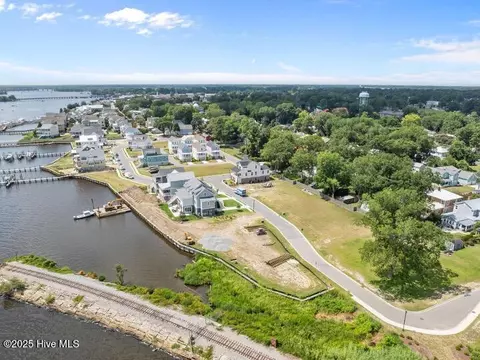 515 Front St, Washington, NC 27889 photo 8