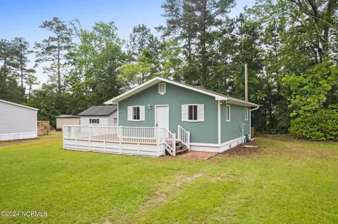 6333 Partridge Rd SW, Ocean Isle Beach, NC 28469