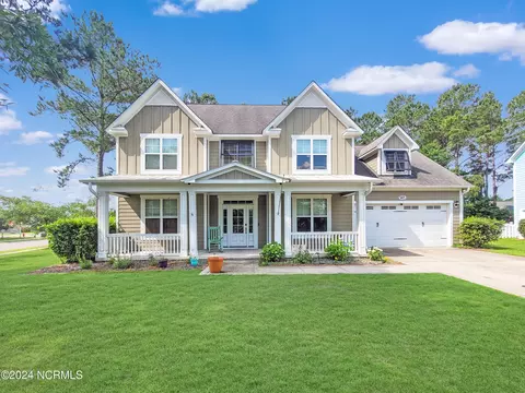 141 Saltwater Landing Dr, Hampstead, NC 28443