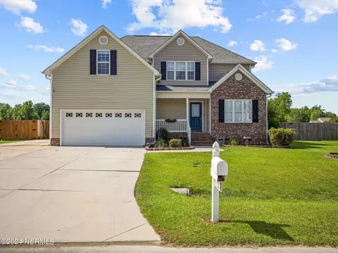 128 Weste Ave, Jacksonville, NC 28540