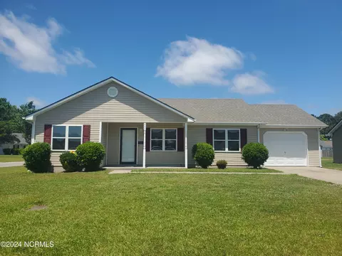 111 Blue Bonnet St, Elizabeth City, NC 27909