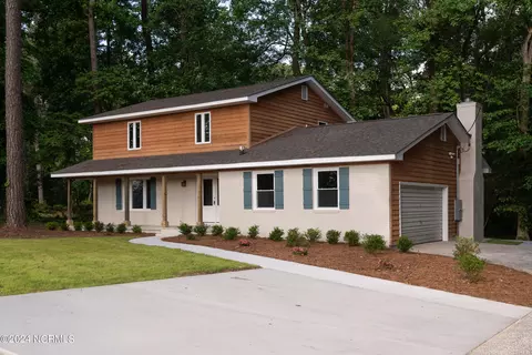 2808 Evans St, Greenville, NC 27834