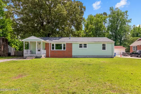 601 Cheyenne Rd, Jacksonville, NC 28540