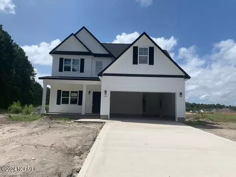 127 Uzzell Rd, Hubert, NC 28539