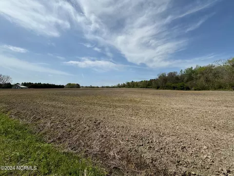 0 Collins Dr, Lumberton, NC 28358