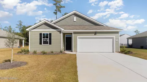 3858 Lady Bug Dr, Shallotte, NC 28470