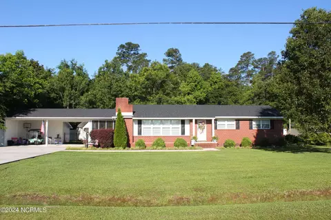 603 Lee Dr, Burgaw, NC 28425