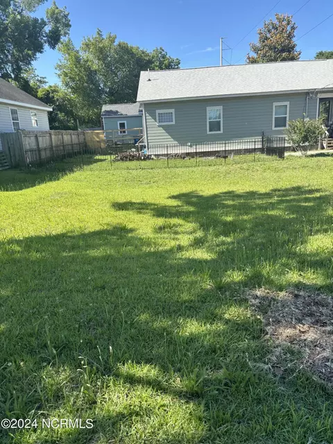 601 N 10th St, Wilmington, NC 28401