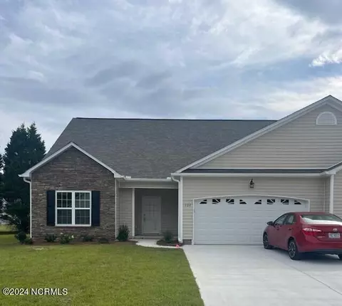 102 Jordan Dr, New Bern, NC 28562