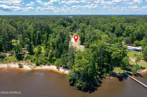 1306 Green Springs Rd, New Bern, NC 28560