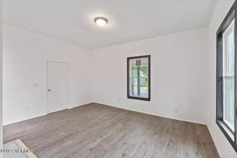 Other - 215 E Peyton Ave, Kinston, NC 28501 photo 5 of 23