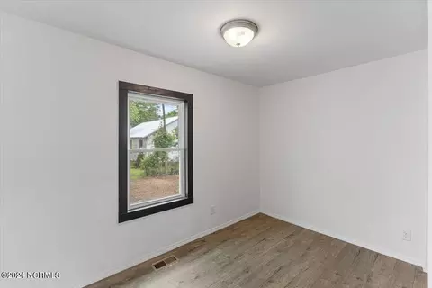 Other - 215 E Peyton Ave, Kinston, NC 28501 photo 20 of 23
