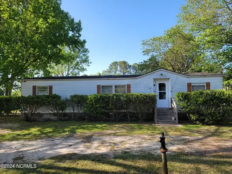 112 Halstead Dr, Moyock, NC 27958
