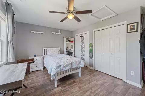 Bedroom - 210 Faison Ln, Hubert, NC 28539 photo 2 of 7