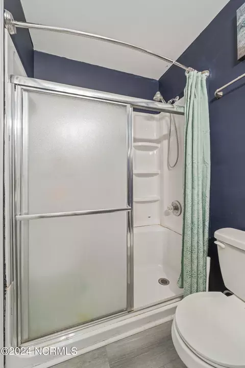 Bath - 210 Faison Ln, Hubert, NC 28539 photo 3 of 3