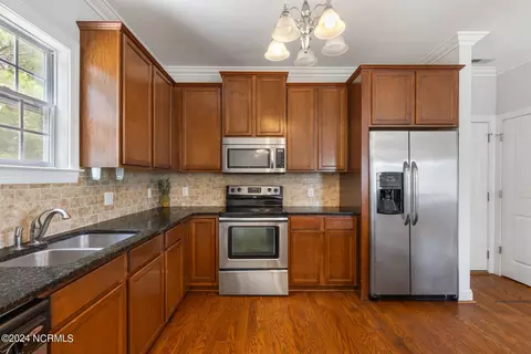 211 Loggerhead Blvd, Hampstead, NC 28443 photo 9