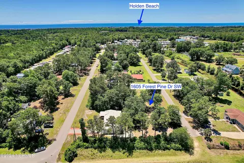 1605 Forest Pine Dr SW, Supply, NC 28462 photo 12