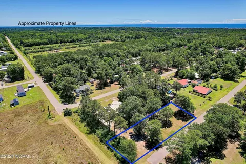1605 Forest Pine Dr SW, Supply, NC 28462 photo 4