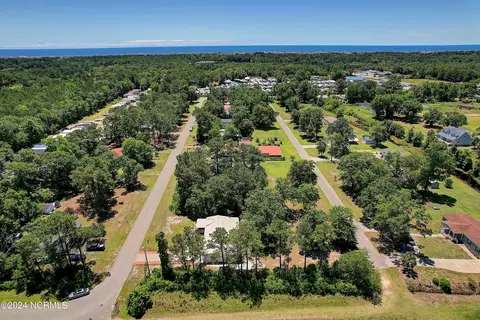 1605 Forest Pine Dr SW, Supply, NC 28462 photo 3