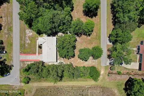 1605 Forest Pine Dr SW, Supply, NC 28462 photo 16