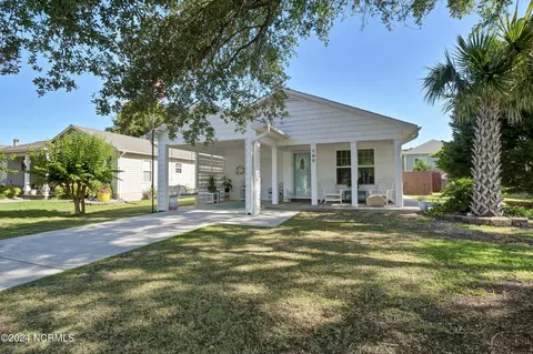 508 Greenville Ave, Carolina Beach, NC 28428