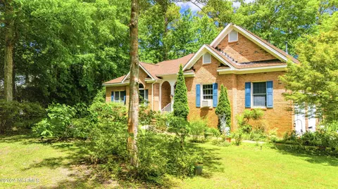 Exterior - 101 Waters Edge Dr, Chocowinity, NC 27817 photo 17 of 18