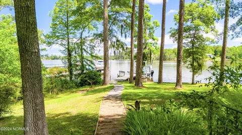 Exterior - 101 Waters Edge Dr, Chocowinity, NC 27817 photo 18 of 18