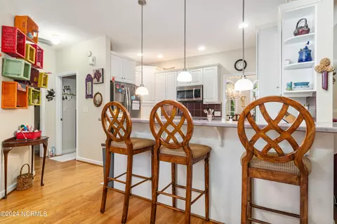 Kitchen - 101 Waters Edge Dr, Chocowinity, NC 27817 photo 1 of 5