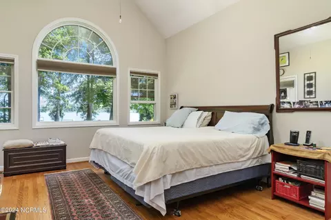 Bedroom - 101 Waters Edge Dr, Chocowinity, NC 27817 photo 1 of 4