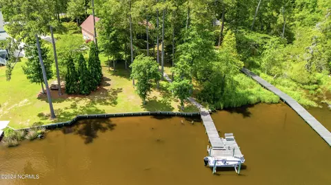 View/Area - 101 Waters Edge Dr, Chocowinity, NC 27817 photo 1 of 22