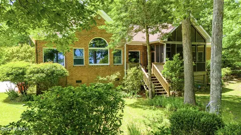 Exterior - 101 Waters Edge Dr, Chocowinity, NC 27817 photo 16 of 18