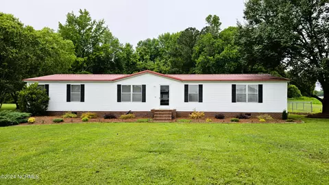 1241 Antioch Rd NE, Pikeville, NC 27863