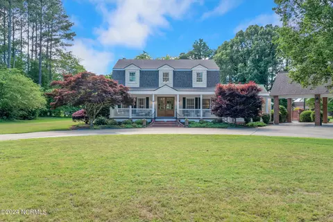 405 Inlet Dr, Elizabeth City, NC 27909