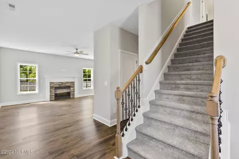 306 Mango Pl N, Hubert, NC 28539 photo 6