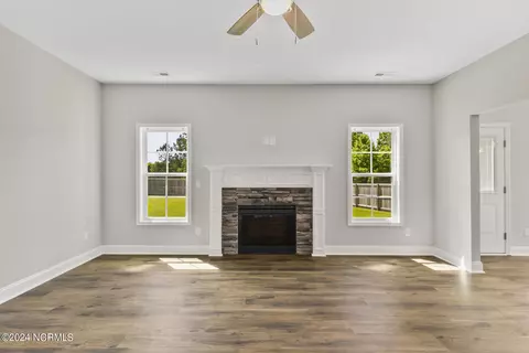 306 Mango Pl N, Hubert, NC 28539 photo 11
