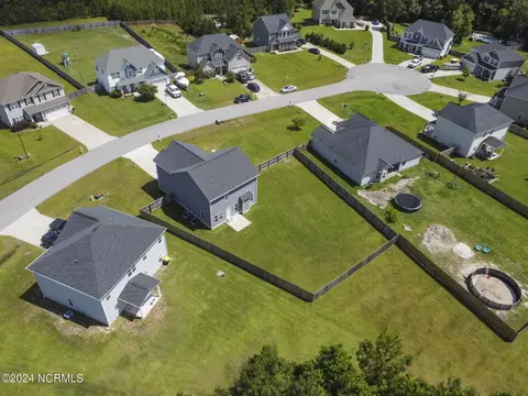 306 Mango Pl N, Hubert, NC 28539 photo 37