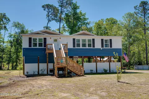 523 Turkey Creek Rd, Rocky Point, NC 28457
