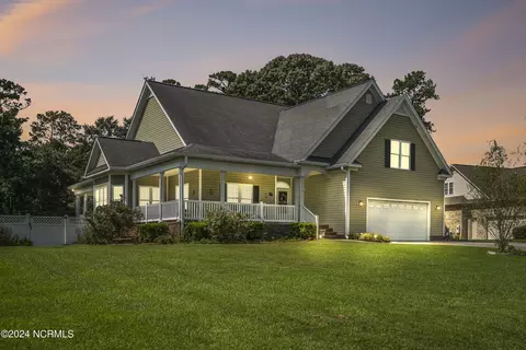 110 Barkside Ln, New Bern, NC 28562